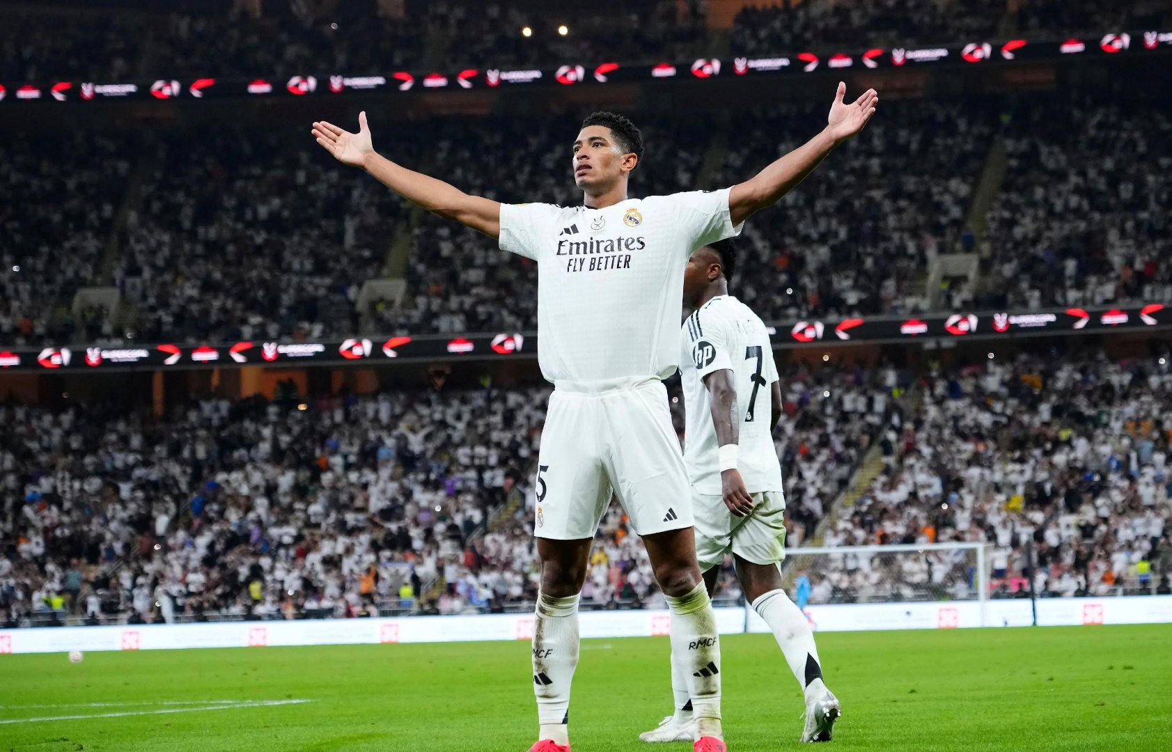 华体会官网-尤文力克那不勒斯，博格巴补时绝平西甲的简单介绍