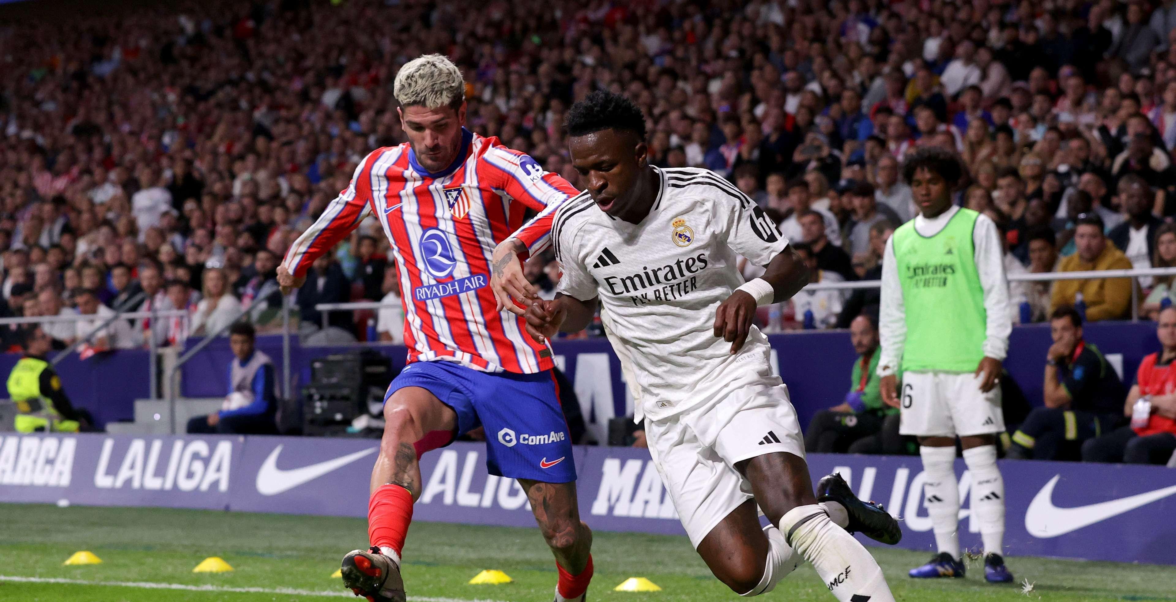 皇马轻取切尔西,梅西补时绝平意甲的简单介绍 皇马轻取切尔西,梅西补时绝平意甲的简单介绍