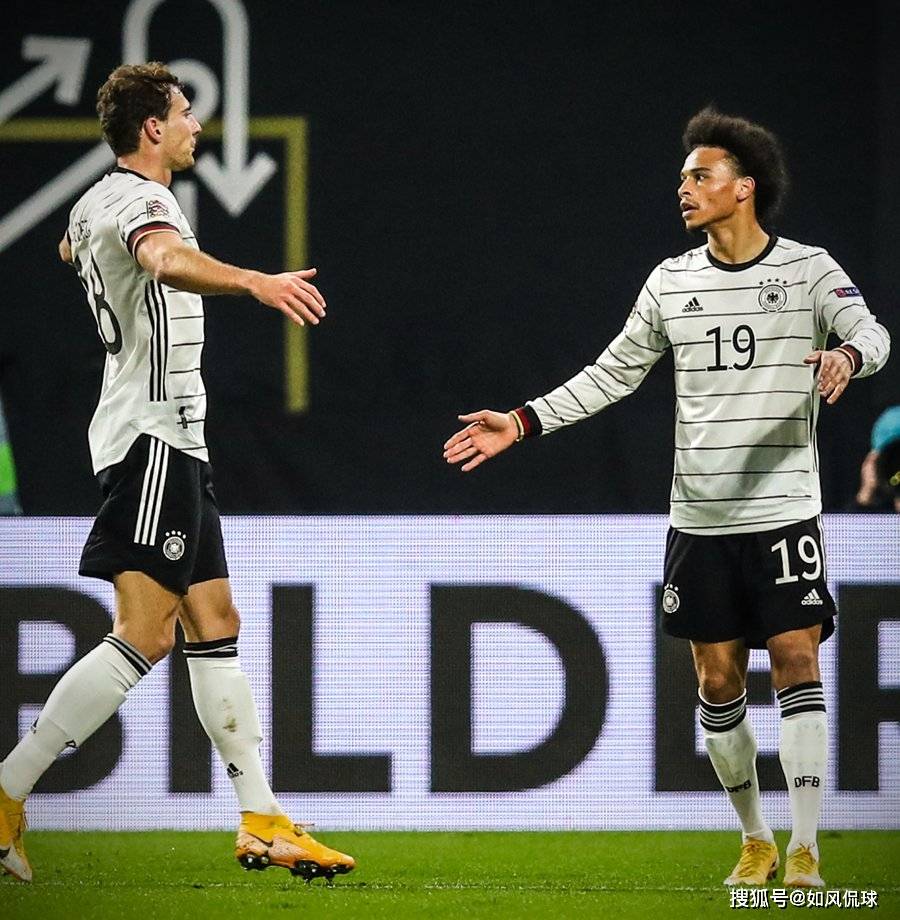 哥伦比亚绝地反击波兰,萨内打破历史纪录的简单介绍 哥伦比亚绝地反击波兰,萨内打破历史纪录的简单介绍